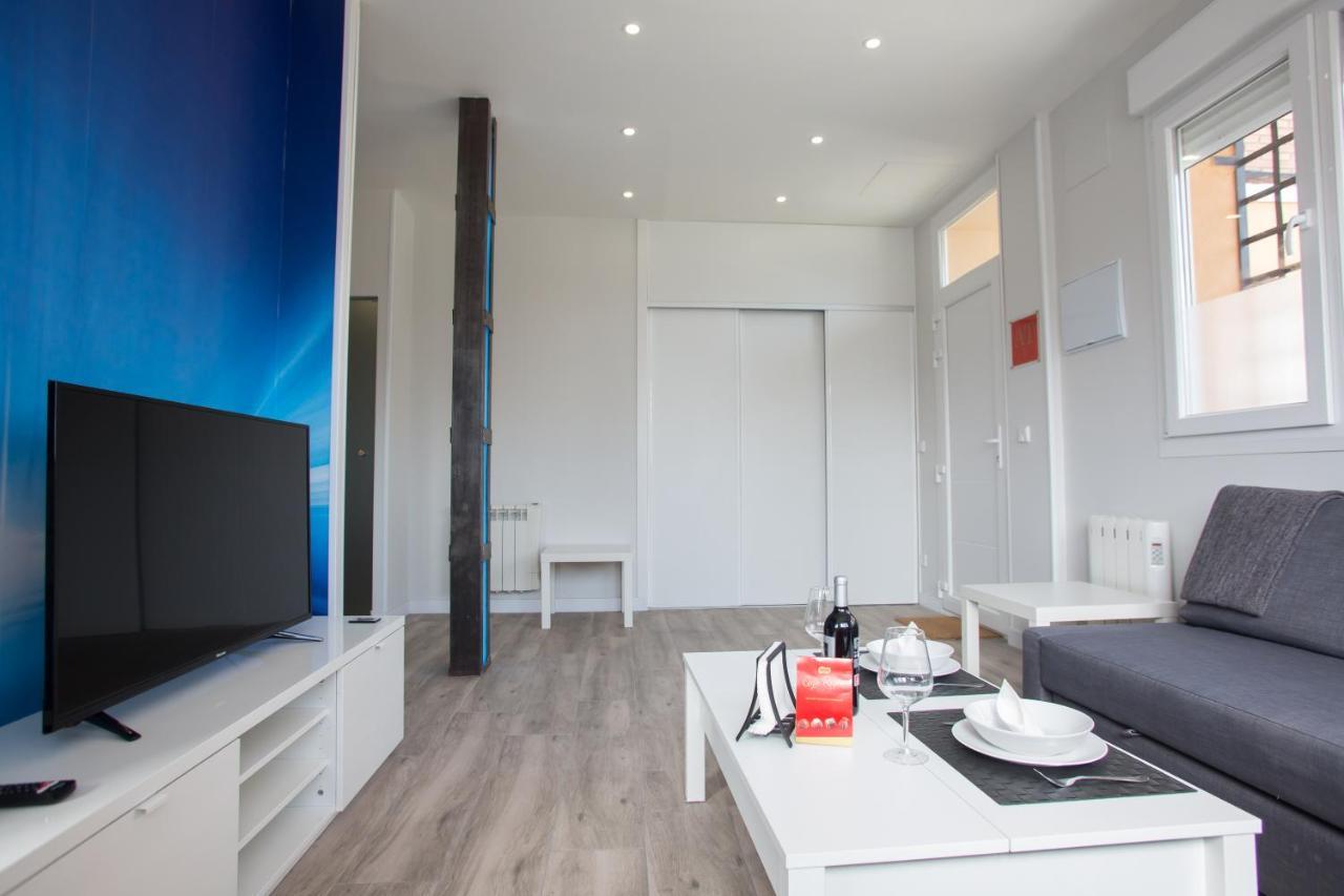 Windrose 8 Apartment Madrid Luaran gambar