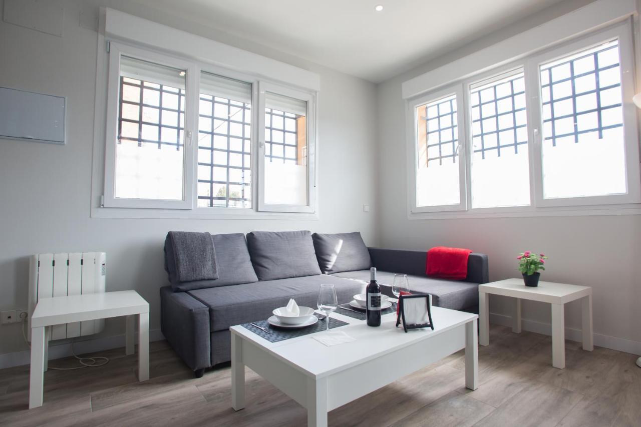 Windrose 8 Apartment Madrid Luaran gambar