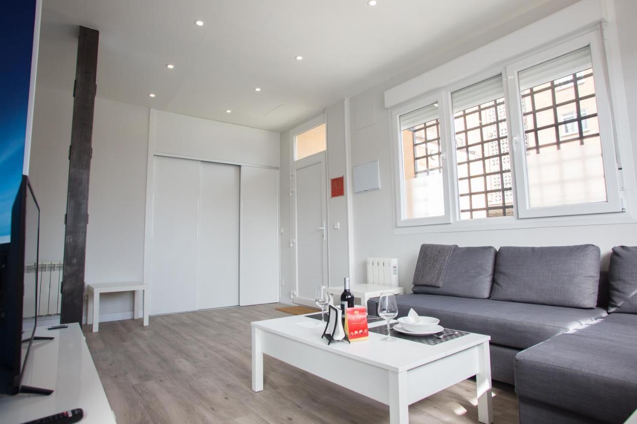 Windrose 8 Apartment Madrid Luaran gambar