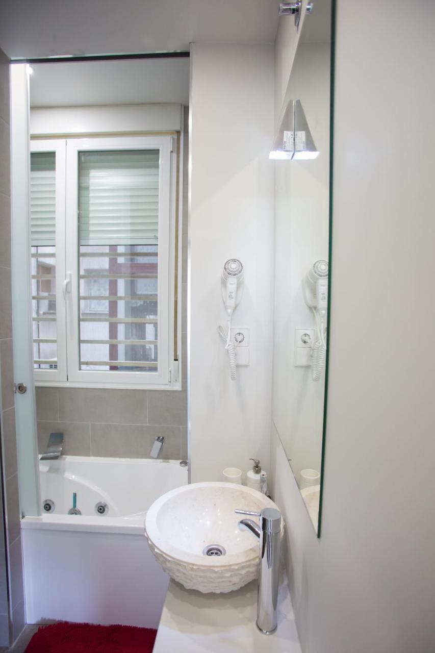 Windrose 8 Apartment Madrid Luaran gambar