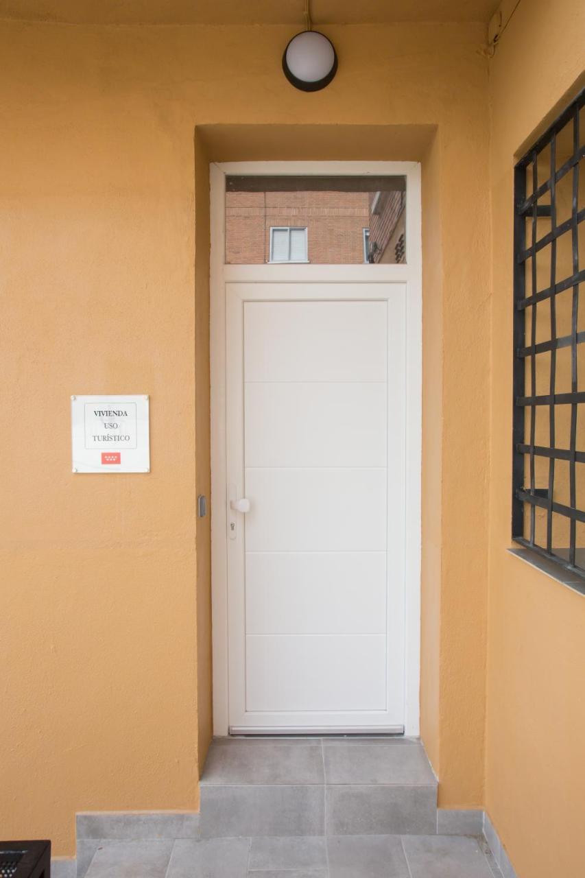Windrose 8 Apartment Madrid Luaran gambar